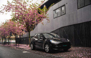 Tesla en location VTC électrique à Paris avec recharge rapide incluse