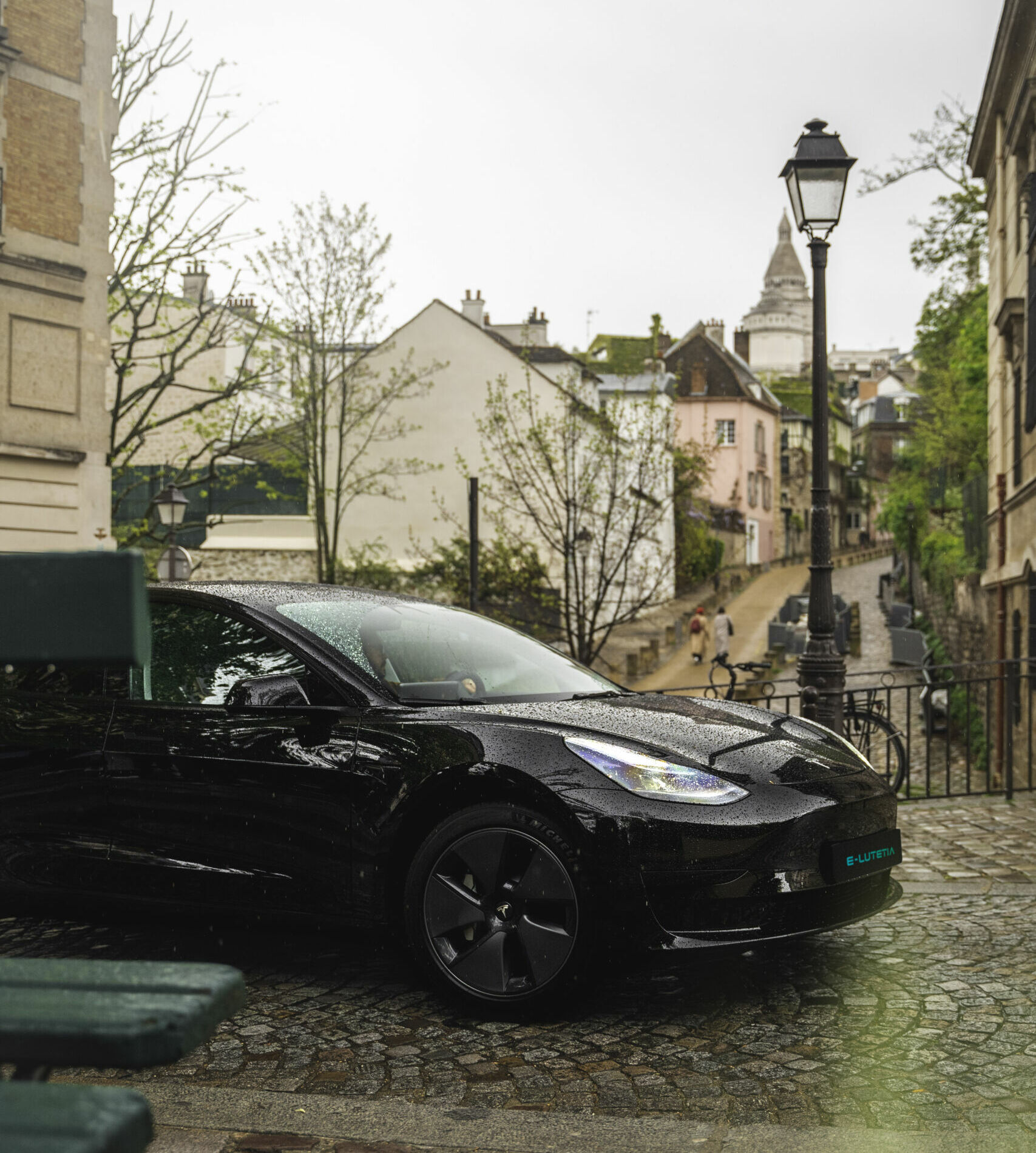 E-lutetia-location-vtc-paris-voiture-electrique-tesla