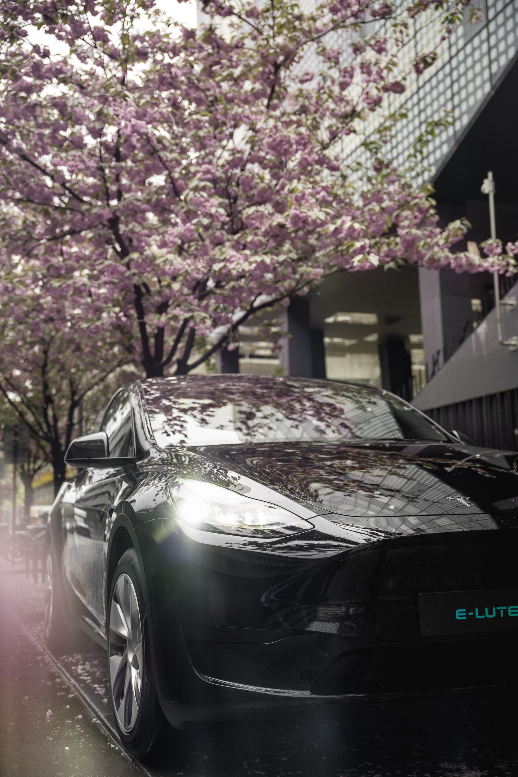 E-lutetia-location-vtc-paris-voiture-electrique-tesla