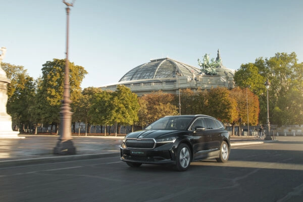 Pourquoi les plateformes VTC favorisent l’électrique ?