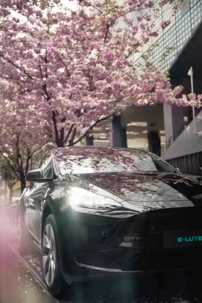 vehicule-vtc-e-lutetia-paris-location-tesla
