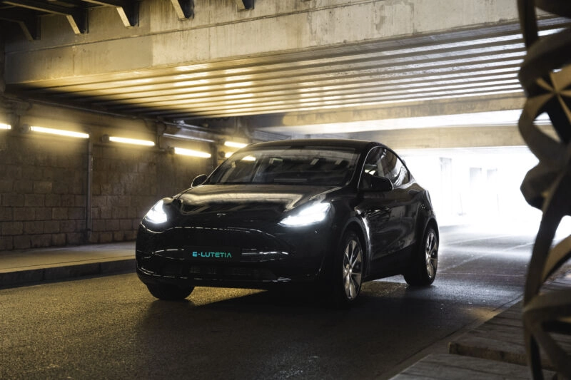 Tesla Model Y Long range : voiture électrique pour VTC en région parisienne Tesla Y LR - voiture électrique pour VTC