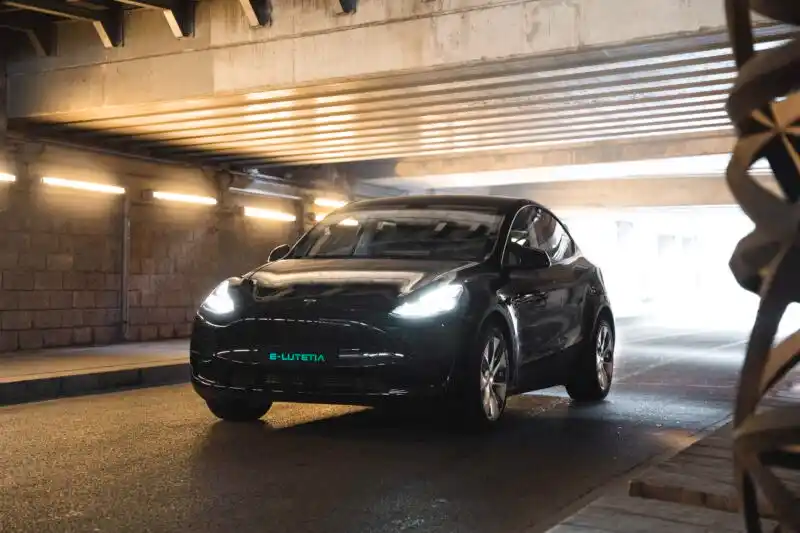 Tesla Y LR - voiture électrique pour VTC
